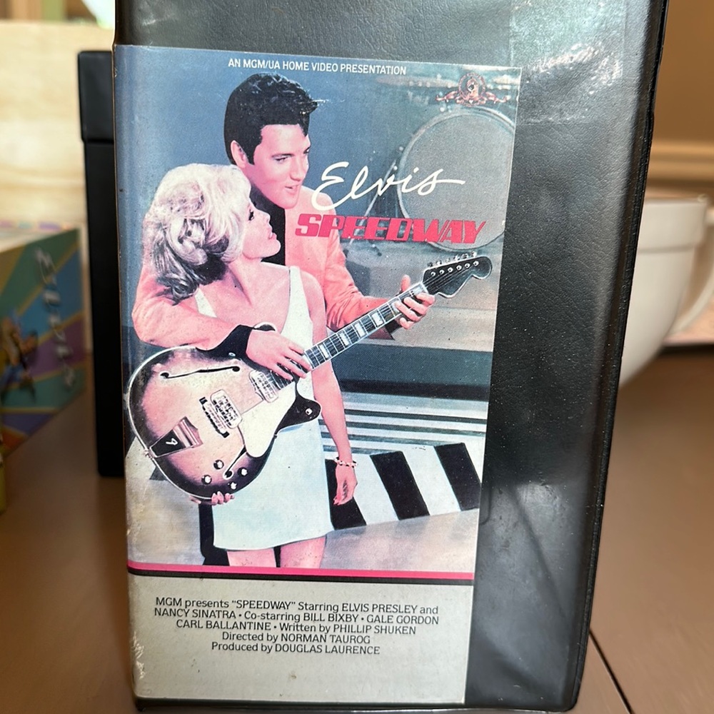 Elvis speedway